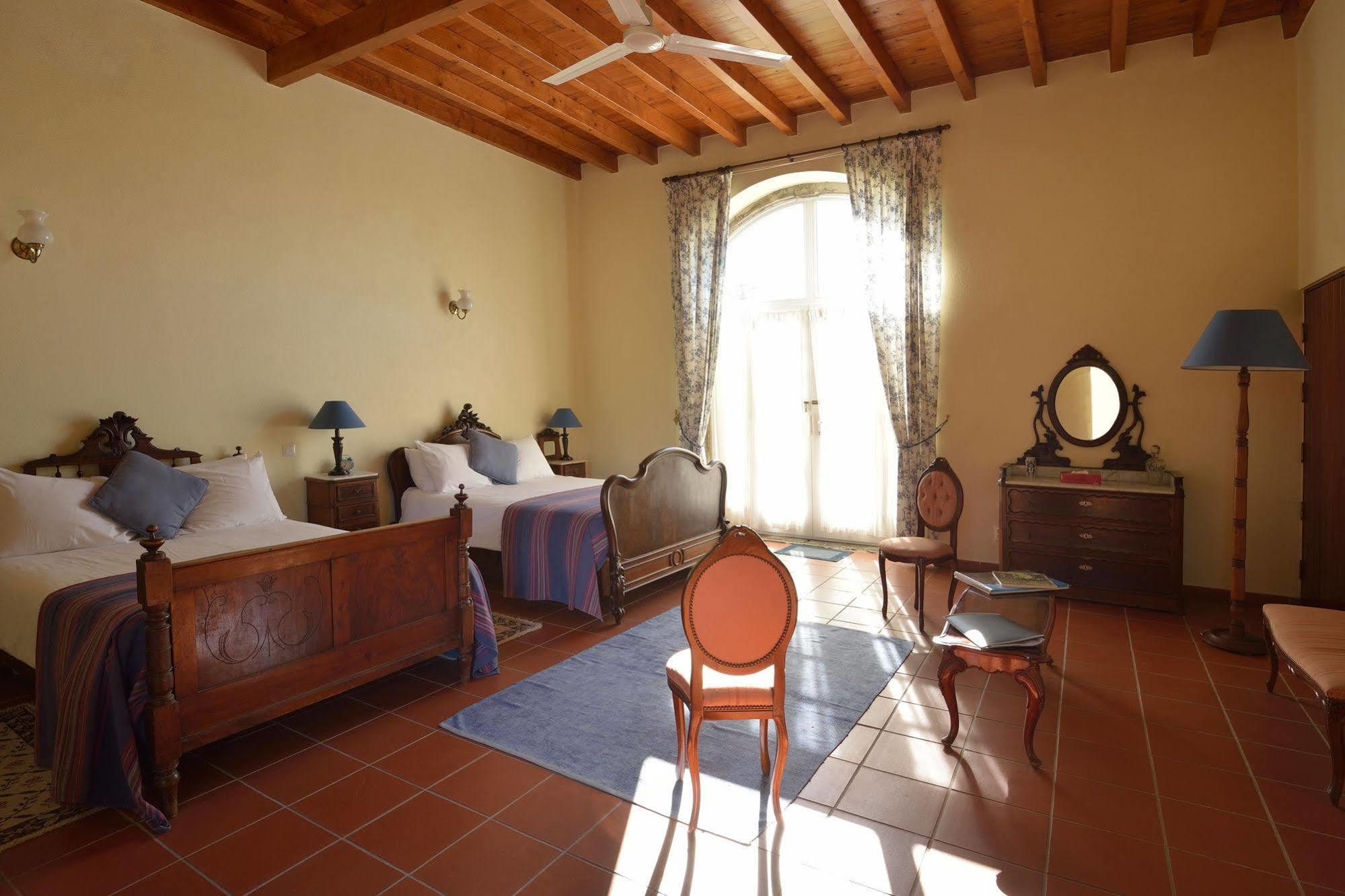 Bed and Breakfast Quinta Do Scoto Синтра Экстерьер фото